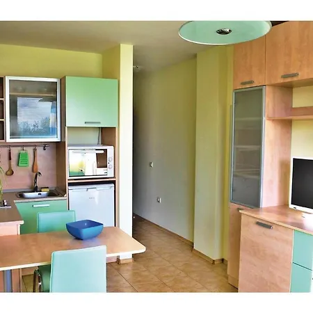 Lägenhet One-bedroom In Varna